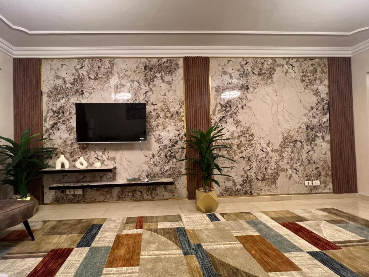 Luxurious Vip Apartment In Madinaty Furnished With High End Hotel Furniture Eksteriør billede