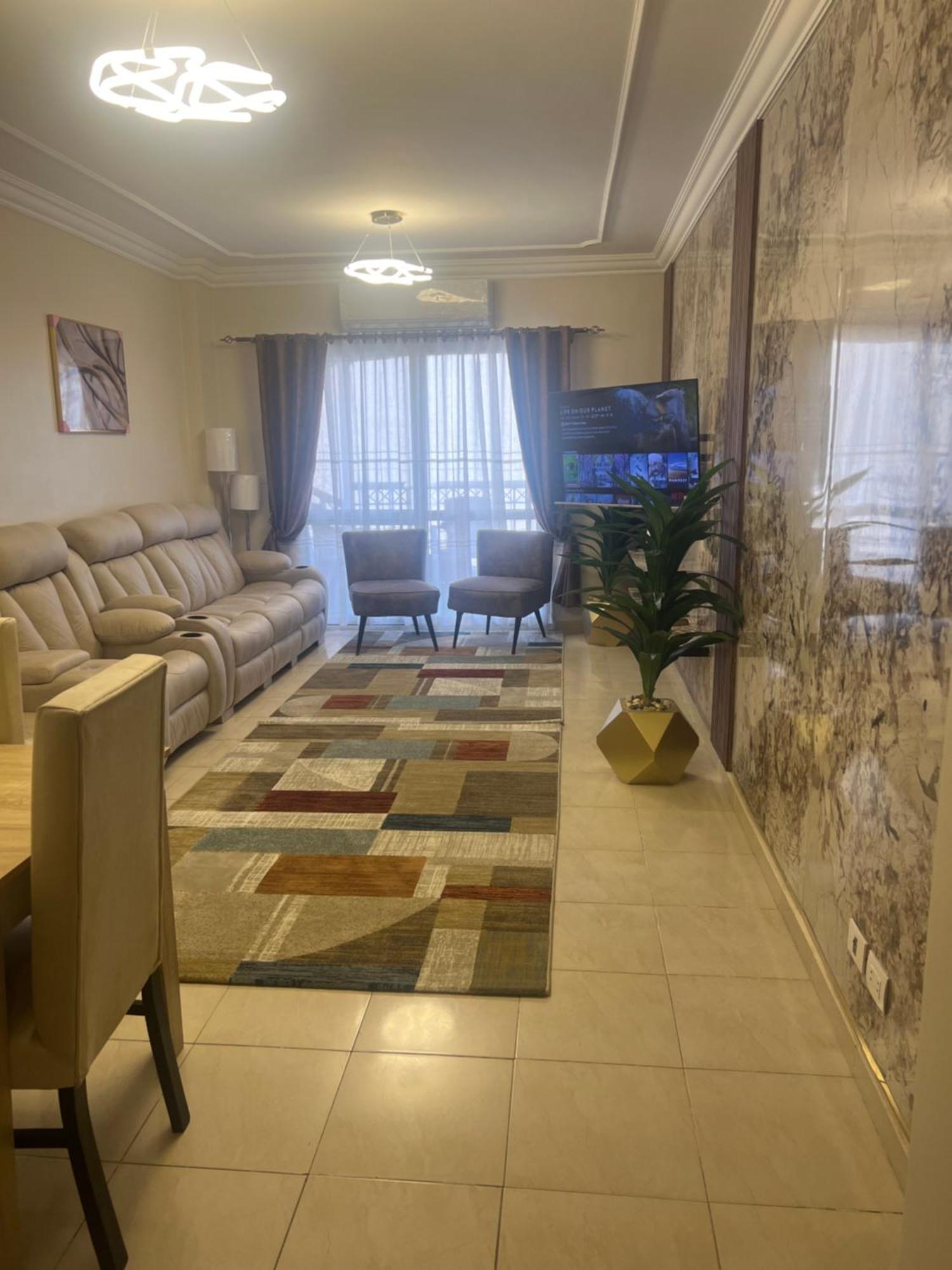Luxurious Vip Apartment In Madinaty Furnished With High End Hotel Furniture Eksteriør billede